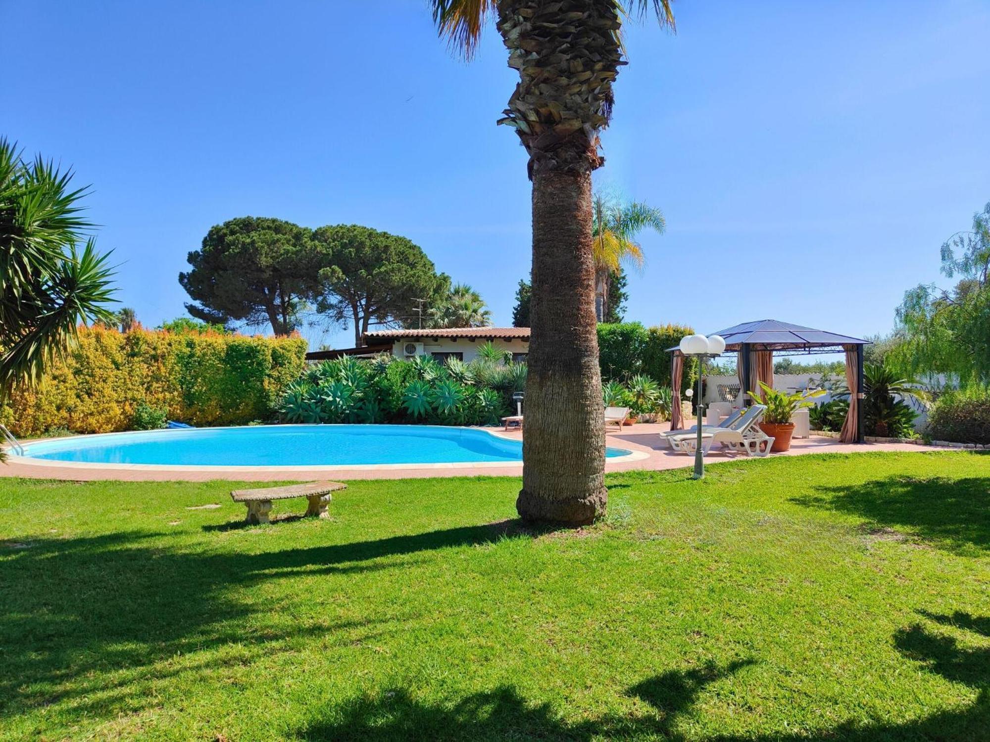 Villa Alfonsa, Fontane Bianche, Siracusa, Private Pool, 10Min From The Beach ภายนอก รูปภาพ